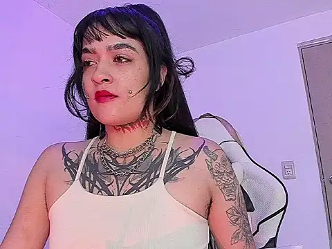 sarah benjjaminn online show from 04/24/26, 11:12