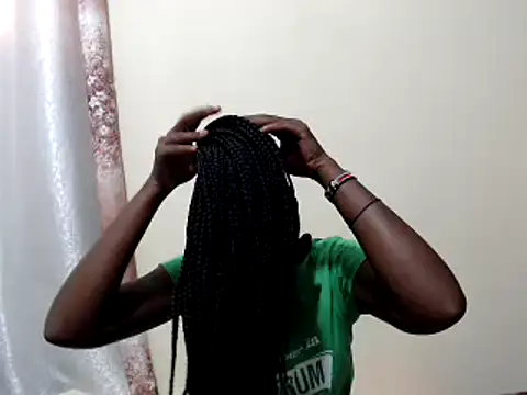 Snapshot of lizbela1 chatting on 03/12/25, 08:41 lizbela1 online show from 03/12/25, 08:41