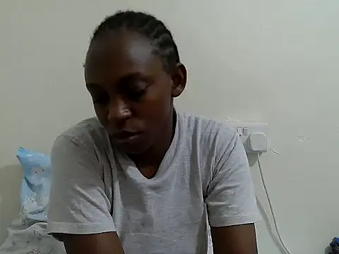 Snapshot of lizbela1 chatting on 09/18/25, 02:19 lizbela1 online show from 09/18/25, 02:19