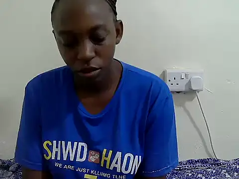 Snapshot of lizbela1 chatting on 10/02/25, 08:21 lizbela1 online show from 10/02/25, 08:21