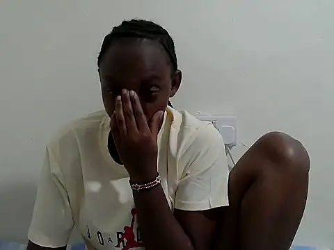 Snapshot of lizbela1 chatting on 08/04/26, 07:16 lizbela1 online show from 08/04/26, 07:16