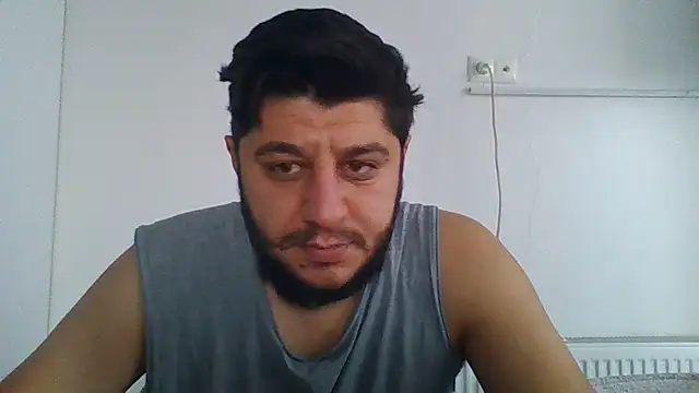 erkekkkadam online show from 12/25/24, 05:26