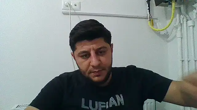 erkekkkadam online show from 03/19/25, 10:09