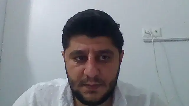 erkekkkadam online show from 10/25/25, 04:13