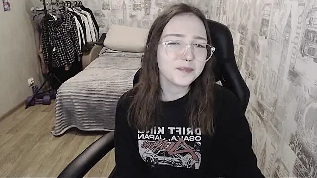 AmeliaKamishiro online show from 12/07/24, 12:13