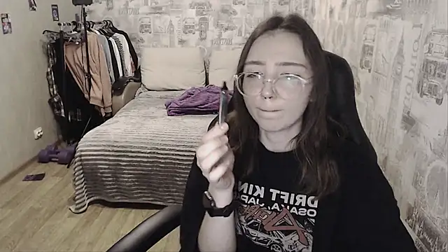 AmeliaKamishiro online show from 12/20/24, 01:22