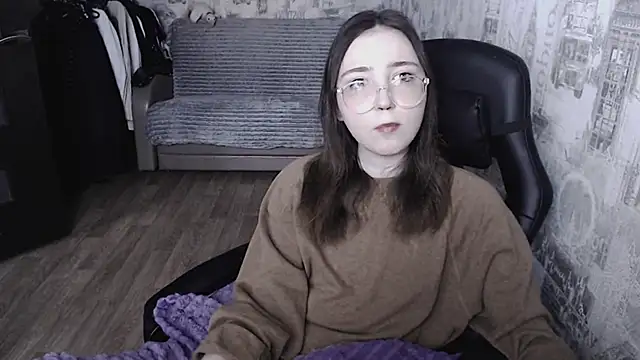 AmeliaKamishiro online show from 02/15/25, 12:22