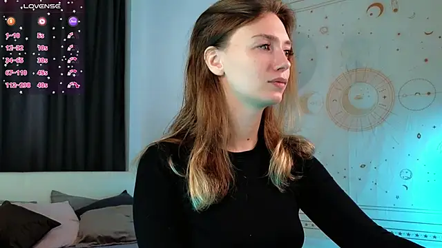 Snapshot of SwettyMolly chatting on 09/19/25, 06:15 SwettyMolly online show from 09/19/25, 06:15