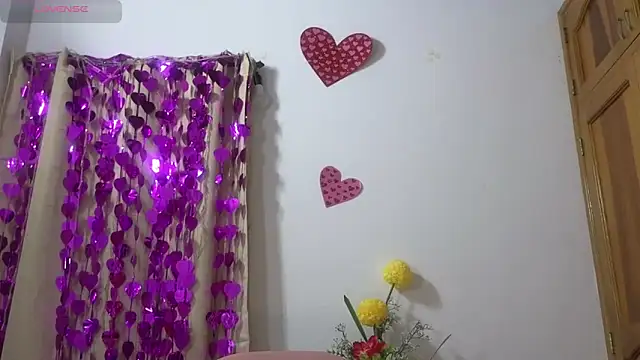 Snapshot of lovely_trix chatting on 03/04/25, 05:45 lovely trix online show from 03/04/25, 05:45