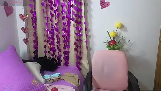 Snapshot of lovely_trix chatting on 03/11/25, 03:34 lovely trix online show from 03/11/25, 03:34