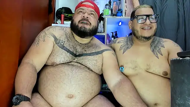 Snapshot of Latino_bigcock chatting on 12/05/24, 03:28 Latino bigcock online show from 12/05/24, 03:28
