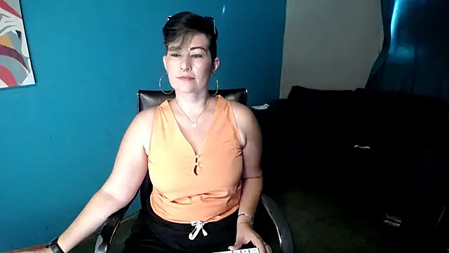 Snapshot of Sunny_rayz_ chatting on 07/06/26, 03:03 Sunny rayz online show from 07/06/26, 03:03