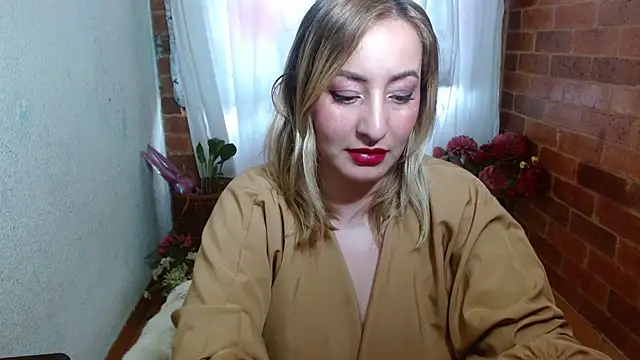 rashellroses22 online show from 02/07/25, 09:04