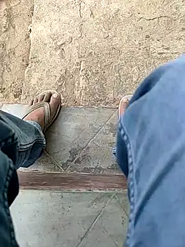 COUPLLE VILLAGE online show from 03/08/25, 10:43