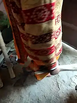 COUPLLE VILLAGE online show from 01/16/26, 03:43