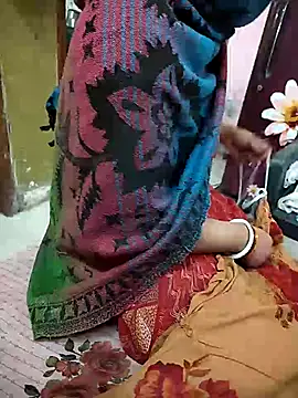 COUPLLE VILLAGE online show from 03/02/26, 03:20