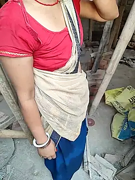 COUPLLE VILLAGE online show from 03/15/26, 02:50