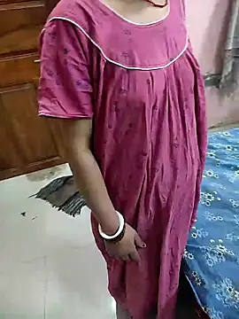 COUPLLE VILLAGE online show from 03/22/26, 03:10