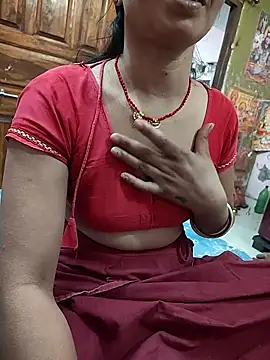 COUPLLE VILLAGE online show from 04/12/26, 03:44