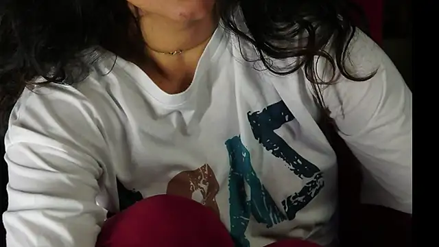 Snapshot of -AyeshaSinghania- chatting on 12/28/24, 11:30 -AyeshaSinghania- online show from 12/28/24, 11:30