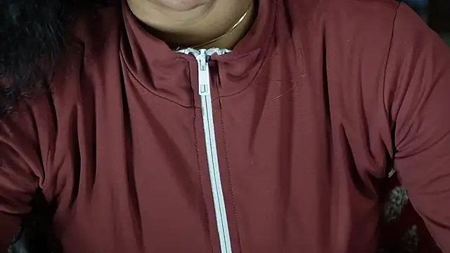 Snapshot of -AyeshaSinghania- chatting on 02/14/25, 07:38 -AyeshaSinghania- online show from 02/14/25, 07:38