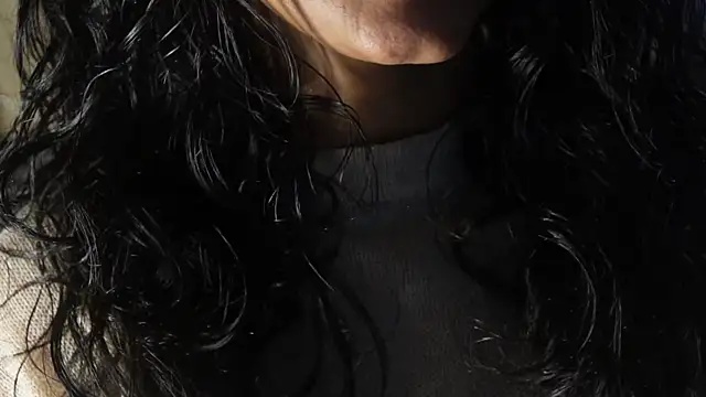 Snapshot of -AyeshaSinghania- chatting on 09/26/25, 03:16 -AyeshaSinghania- online show from 09/26/25, 03:16