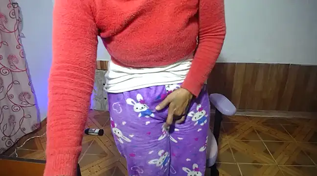 daleska ayala 1 online show from 03/04/25, 11:19