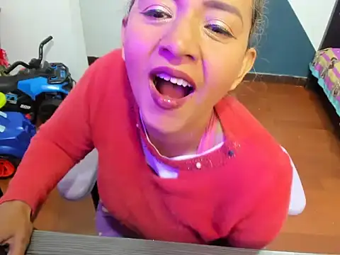 daleska ayala 1 online show from 10/04/25, 05:11