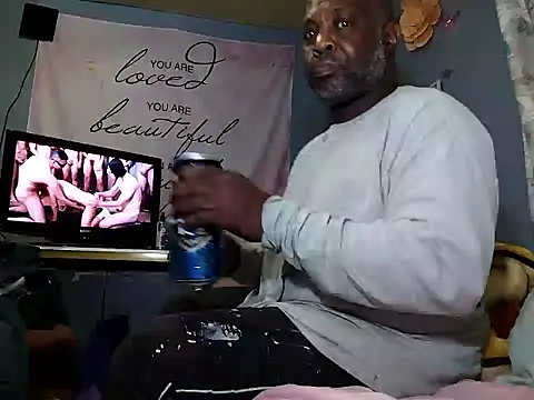 macnificent1fr online show from 02/16/25, 02:31