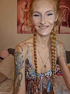 LessiaMia online show from 01/02/25, 03:29