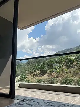 Helenbronwx online show from 01/17/25, 06:23