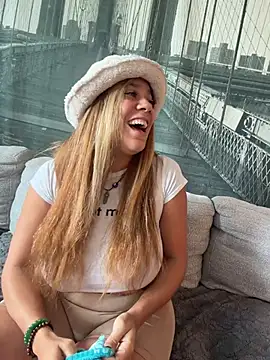 Bigbuttbrooklynn online show from 02/05/26, 06:01