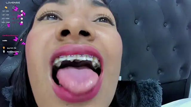 Snapshot of ariana19x chatting on 02/04/25, 03:47 ariana19x online show from 02/04/25, 03:47