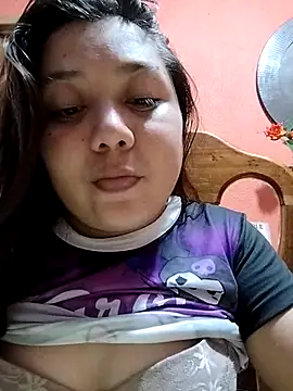 Snapshot of aniv96 chatting on 09/19/25, 12:02 aniv96 online show from 09/19/25, 12:02