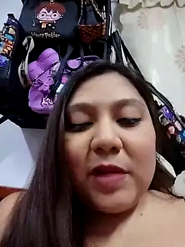 Snapshot of aniv96 chatting on 10/31/25, 01:17 aniv96 online show from 10/31/25, 01:17