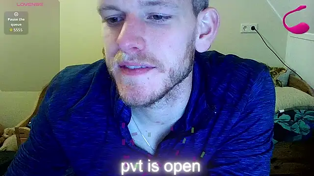 Love Bert online show from 10/31/25, 09:16