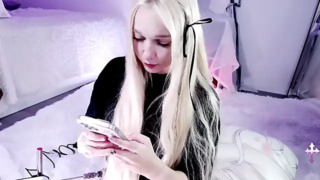 Snapshot of babymisa chatting on 10/27/25, 03:05 babymisa online show from 10/27/25, 03:05