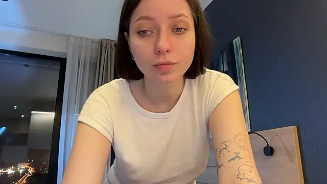 Snapshot of _liatris_ chatting on 01/18/26, 04:33 liatris online show from 01/18/26, 04:33