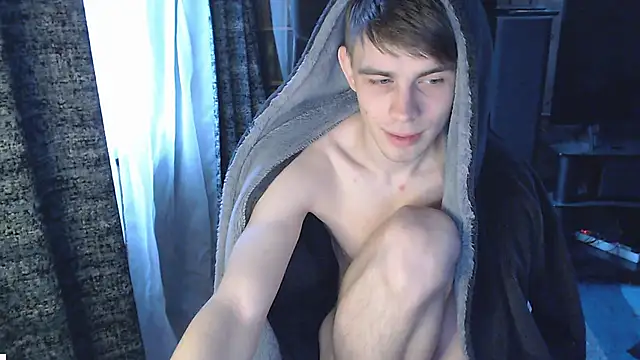 Student Oliver online show from 11/26/25, 07:31