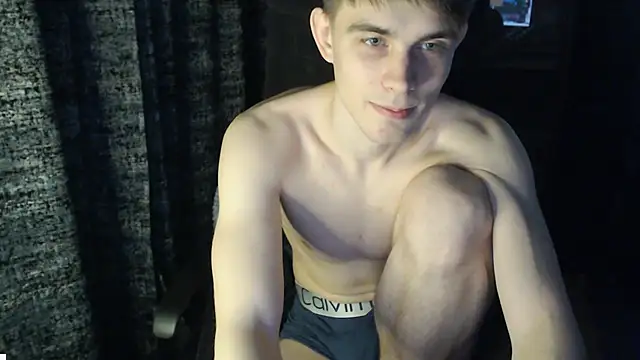 Student Oliver online show from 03/01/26, 07:38