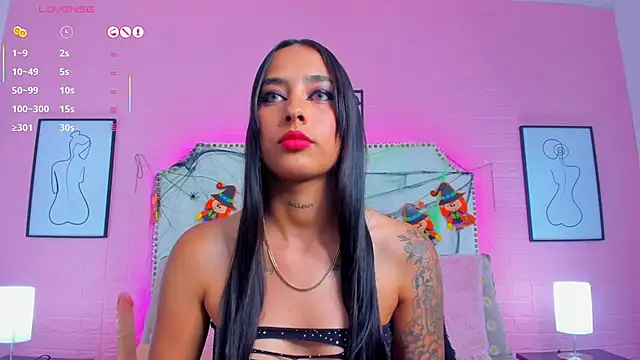 charlotte kisss online show from 10/30/25, 07:25