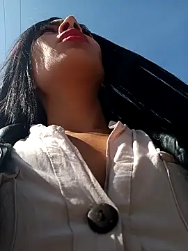 Astrid-- online show from 01/13/25, 03:04