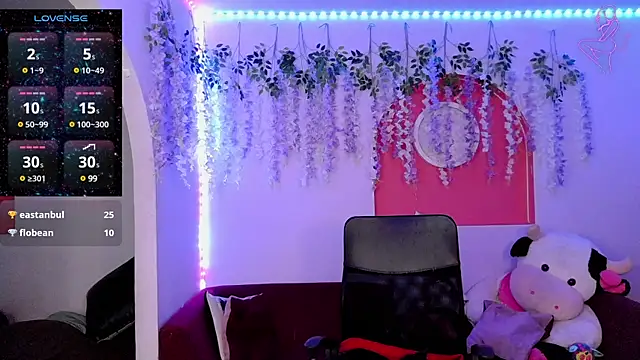 ValentinaMiller  online show from 02/07/25, 06:24