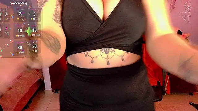 ValentinaMiller  online show from 03/21/25, 07:46