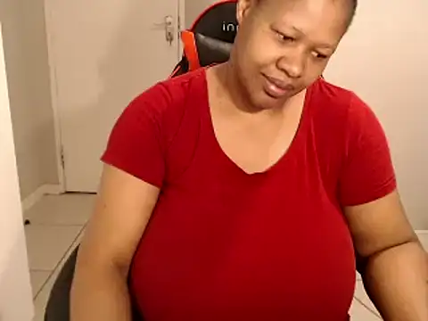 bustylisa1983 online show from 10/28/25, 06:17