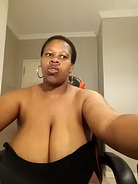 bustylisa1983 online show from 02/22/26, 03:18