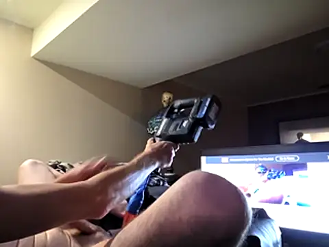 Travislovescum online show from 10/27/25, 12:53