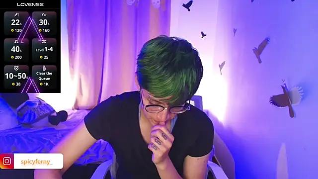 9 Fernanda 9 online show from 10/22/25, 08:47