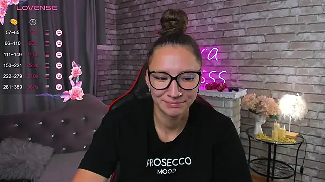 SarahCoksss online show from 10/02/25, 01:12