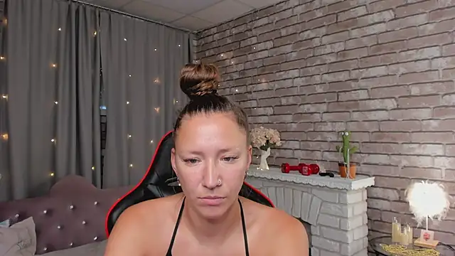 SarahCoksss online show from 07/05/26, 12:28
